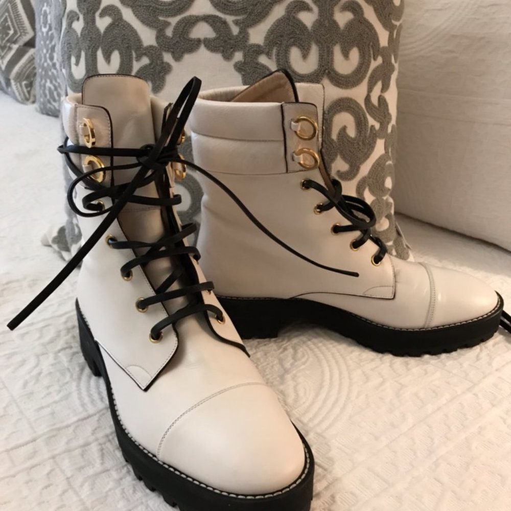 Stuart Weitzman Designer Boots